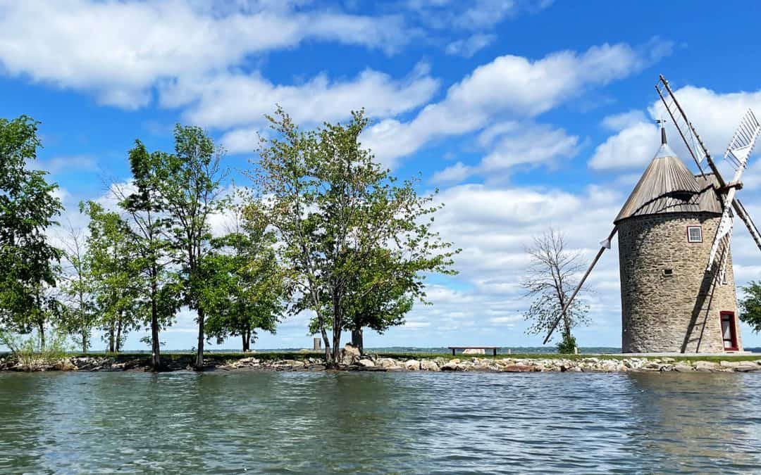 Équipements régionaux de la MRC de Vaudreuil-Soulanges – La MRC de Vaudreuil-Soulanges remet 25 000 $ à la Société de développement du Parc historique de la Pointe-du-Moulin